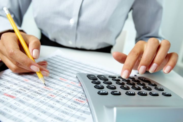 Bank əməkdaşı qiymətləndirici funksiyasını icra edə bilməz 