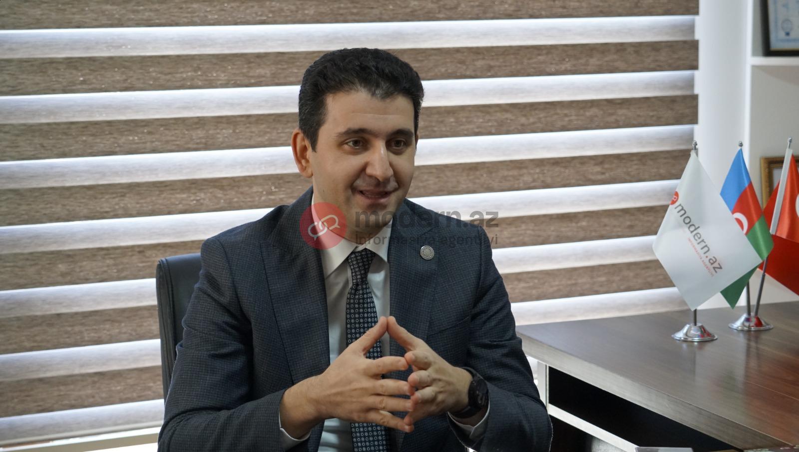 Cümhuriyyət qurucularını müxalifətçi kimi qələmə verməməliyik - Naqif Həmzəyev