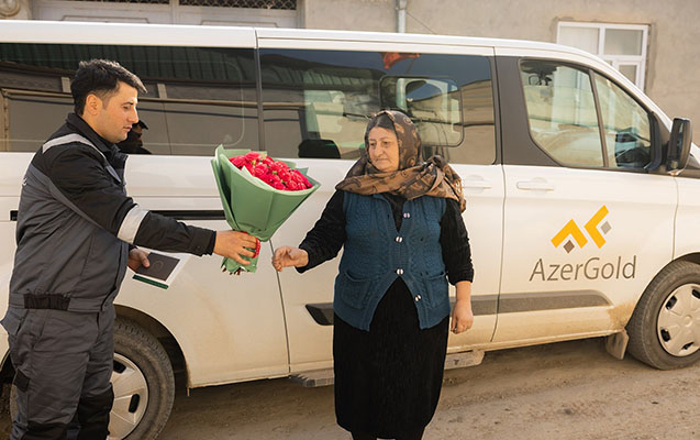 “AzerGold” şəhid analarını ziyarət etdi - FOTO