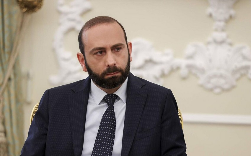 Mirzoyan Hindistana gedir