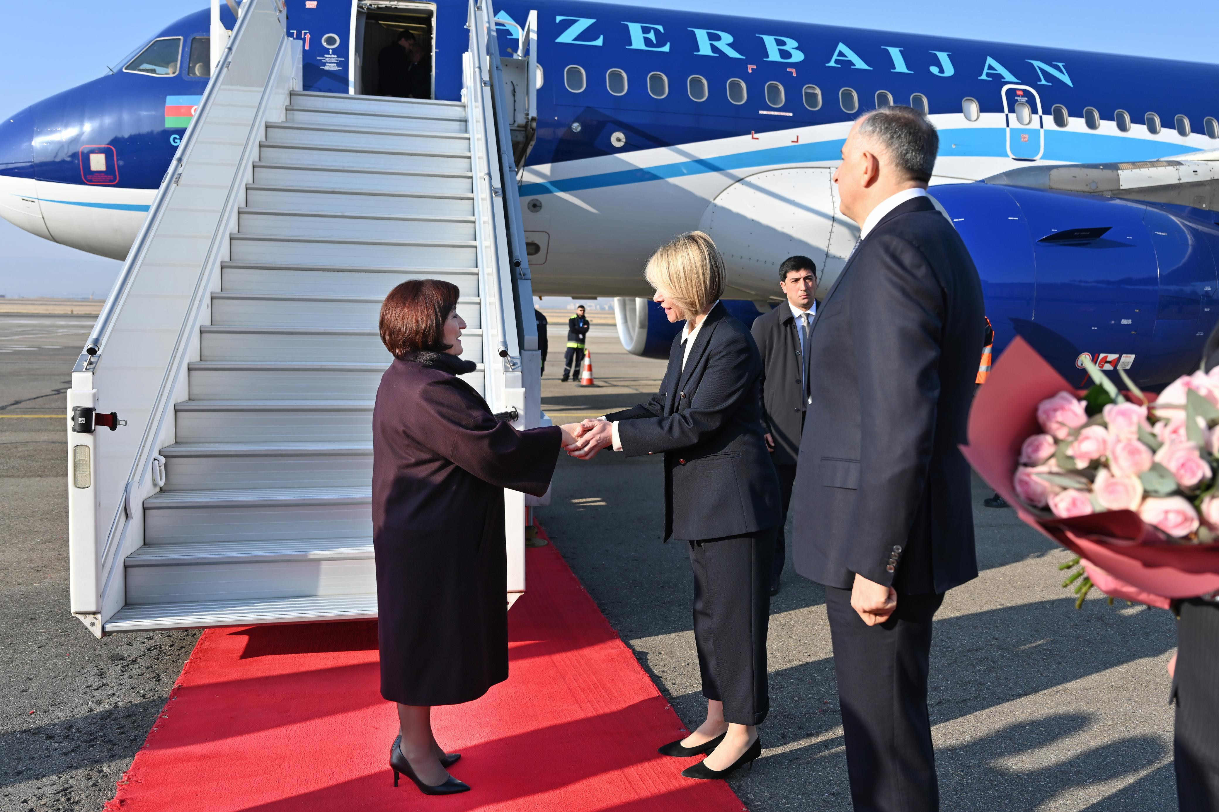 Sahibə Qafarova Gürcüstana getdi - FOTO