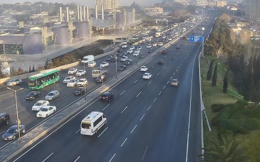 Hazırda bu yollarda tıxac var