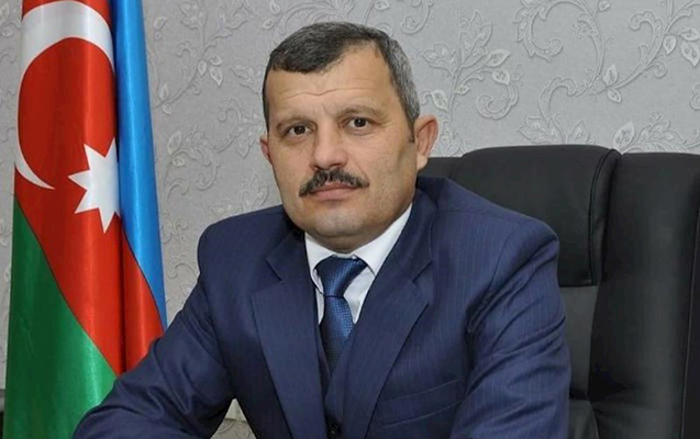 Məhkəmə işdən çıxarılan məktəb direktoruna "YOX" dedi