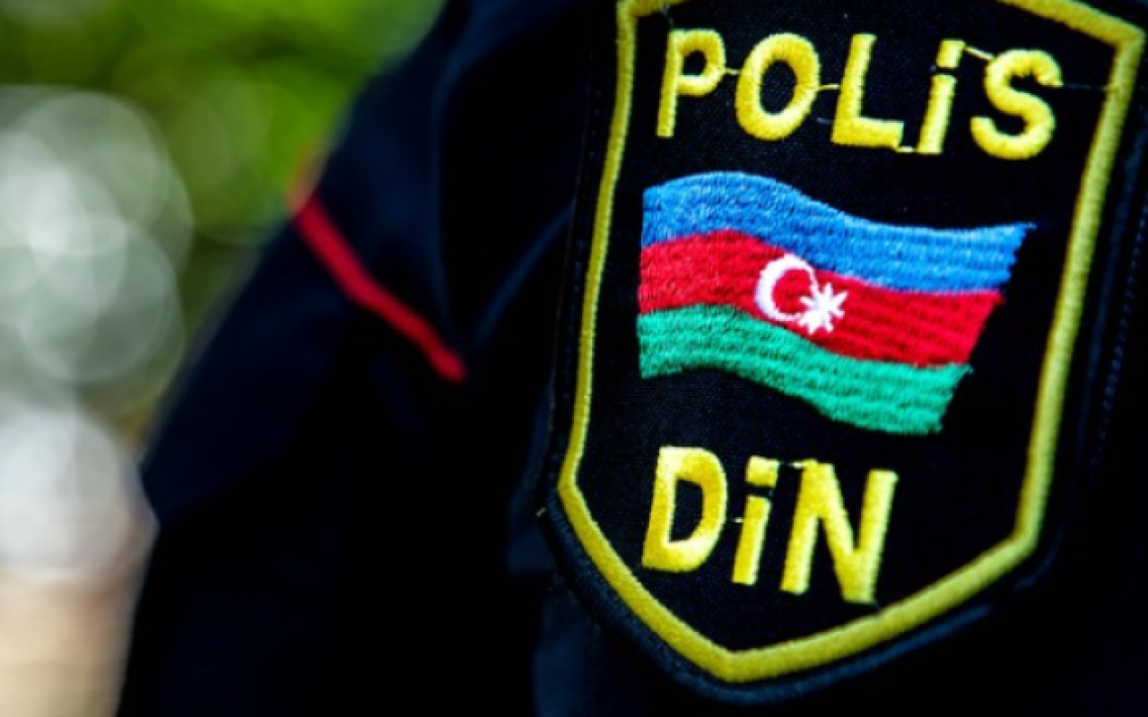 Polisin maaşı ilə bağlı QƏRAR