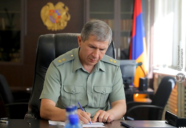 Gəncə və Bərdənin raketlə vurulmasını əmr edən general Qasparyan KİMDİR... 