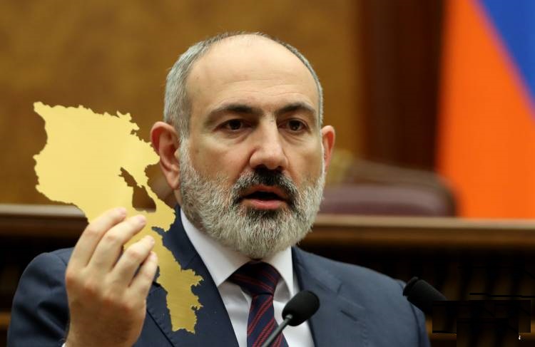 Paşinyan yenə “Real Ermənistan”dan danışdı: 29743 kv. km...