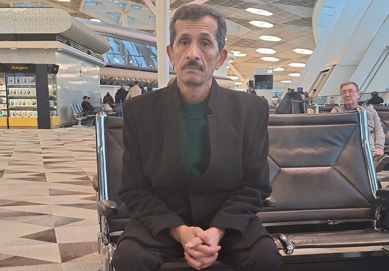 Jurnalist Azər Rəşidoğlu müalicə üçün İstanbula GETDİ