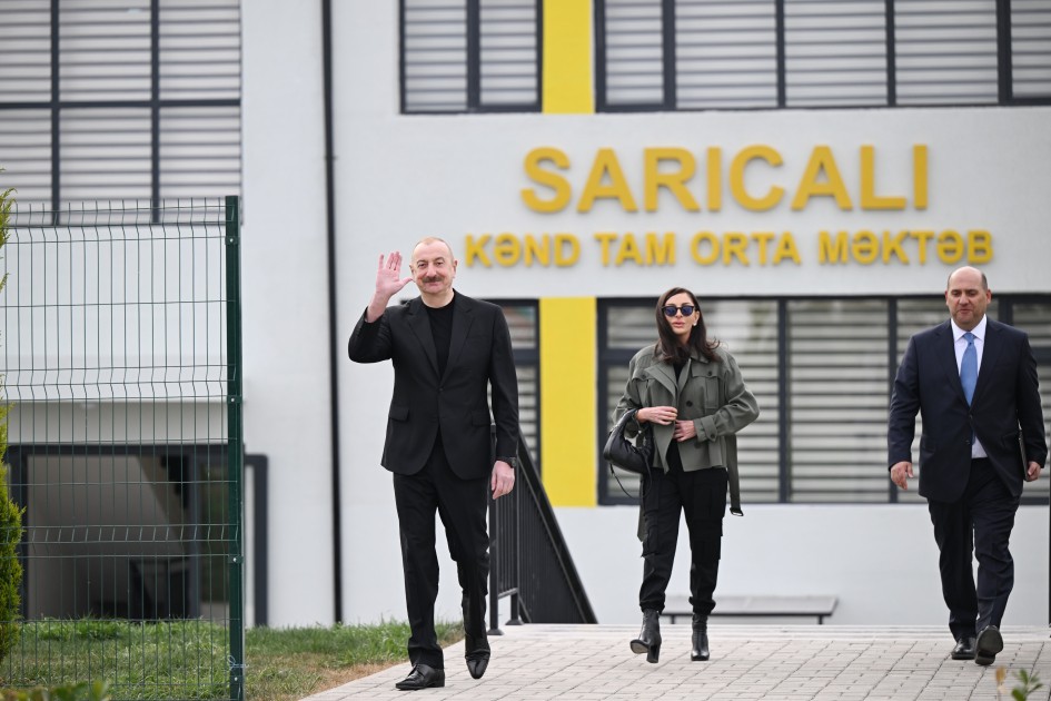 “Bax, biz belə şəhər qururuq!” - Prezidentin Sarıcalı sakinləri ilə SÖHBƏTİ