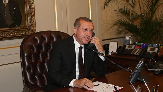 Ərdoğan Pezeşkianla danışdı