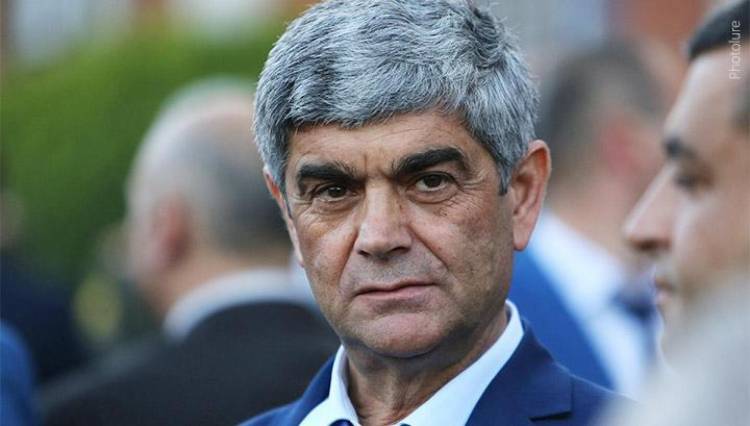 Vitali Balasanyan “xortladı”