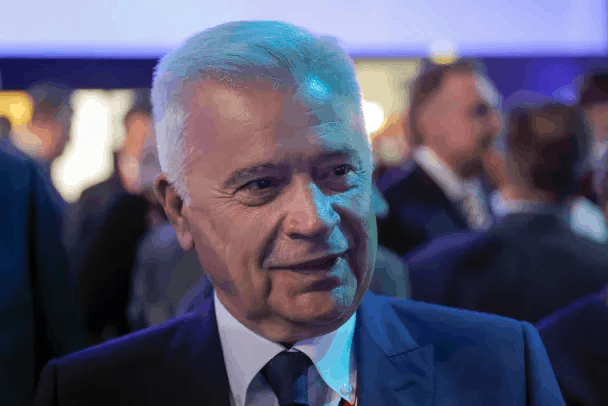 Rusiyanın ən varlı 10 adamı - İlk yerdə Vahid Ələkbərovdur - SİYAHI