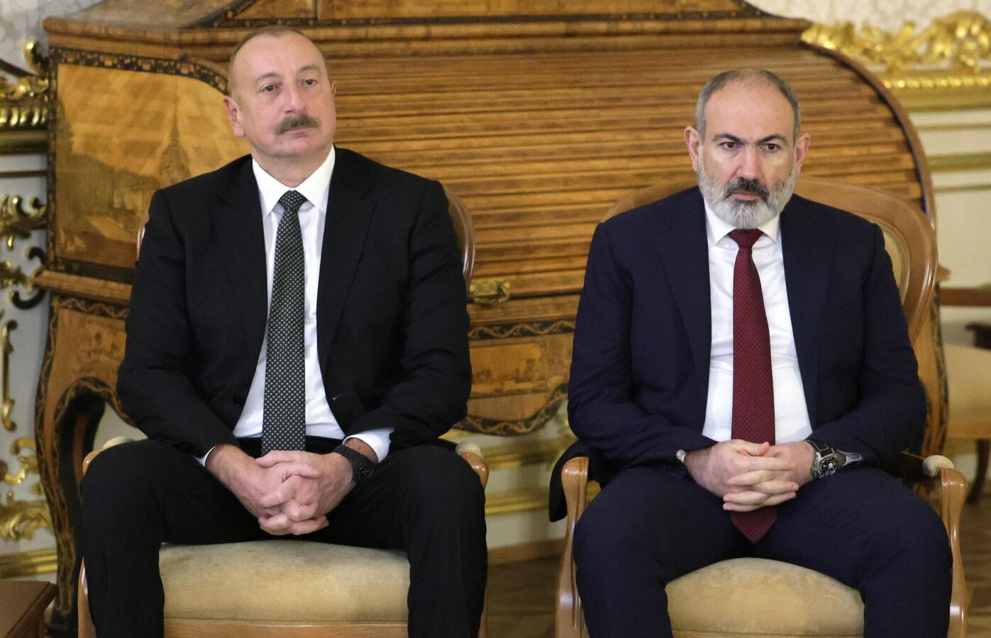 Cəmi iki şərtimiz var! - Top Ermənistanın meydanındadır
