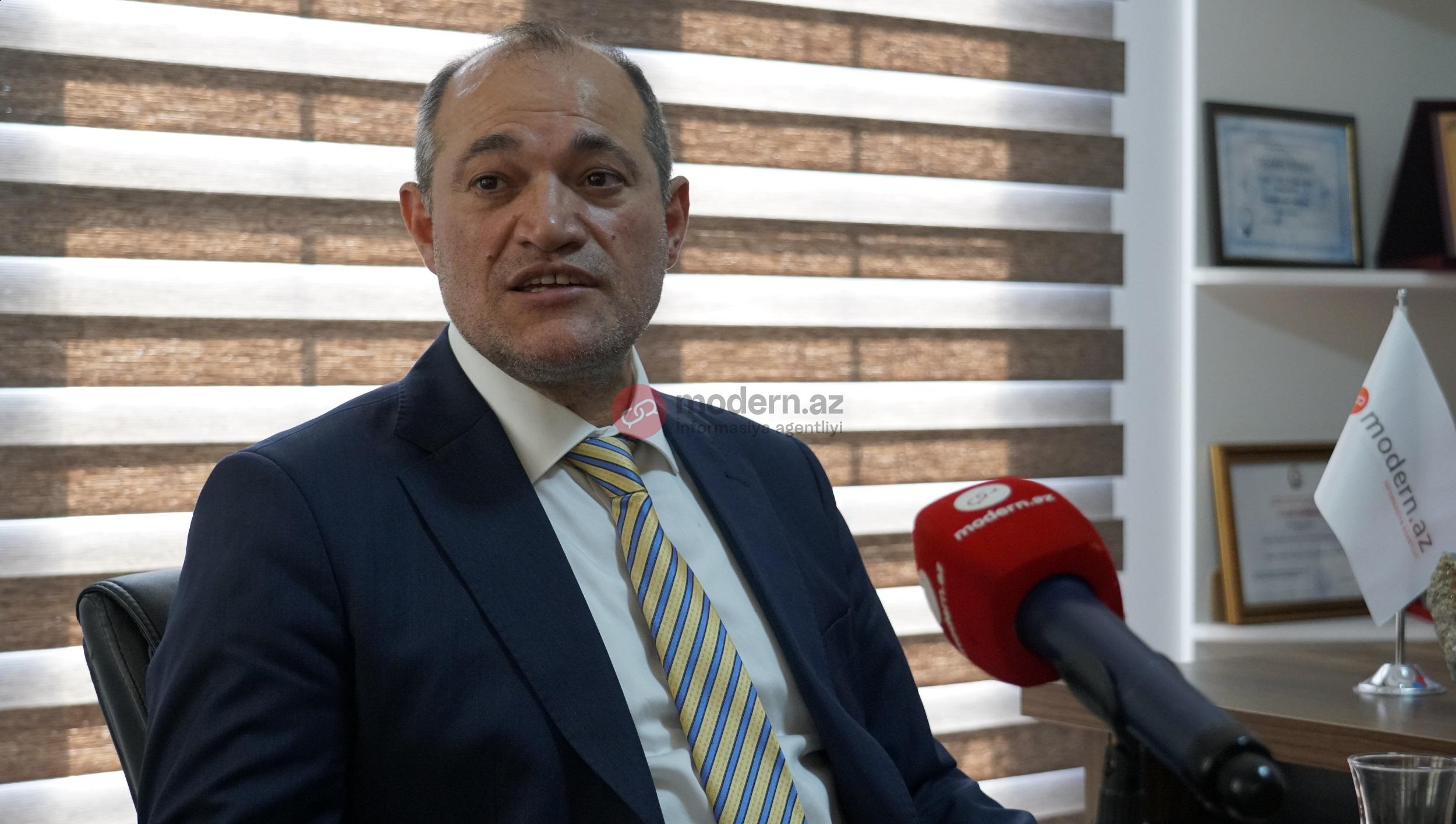 İmkanlı şəxslərin, oruc tutmayanların iftar süfrəsində nə işi vardı?! - Razi Nurullayev