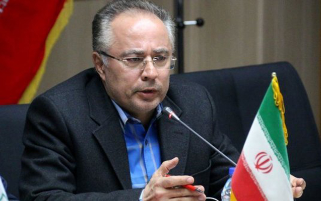 Pezeşkian Antarktidada dincələn köməkçisini işdən çıxardı