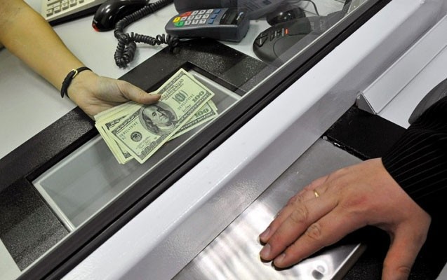 Bank, yoxsa BOKT: Hansı daha insaflıdır...