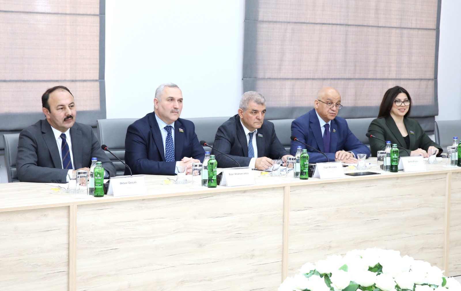 Milli Məclisin deputatları AHİK-də...