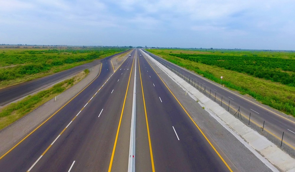 İran Azərbaycanla sərhəddə yeni yolu istifadəyə verməyi planlaşdırır