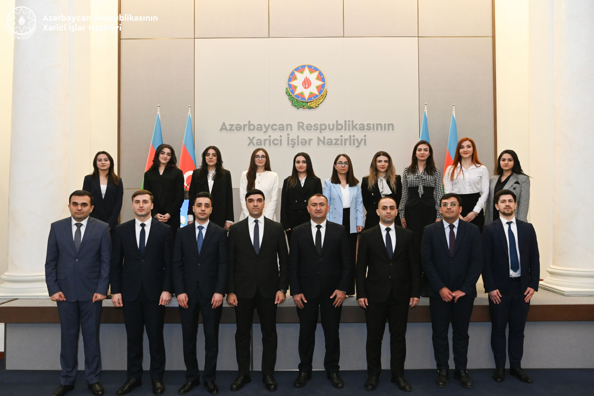 Diplomatik xidmətə qəbul olunanlar and içdilər