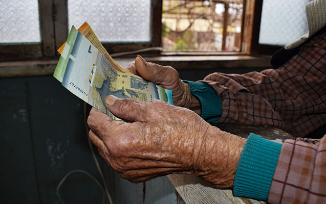 Bu rayon və şəhərlərdə pensiyalar tam ÖDƏNİLDİ