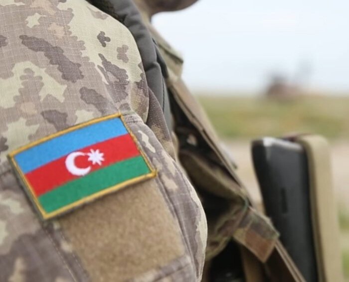 Milli Məclis hərbi qanunvericiliyə dəyişikliyi müzakirəyə çıxardı