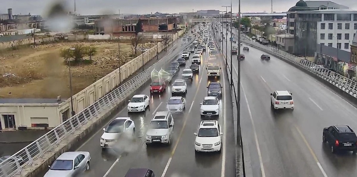 Yağışlı Bakıda TIXAC var