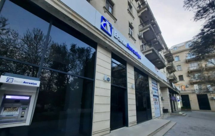 Bu bank verdiyi kreditlərin əksəriyyətini geri ala bilmir