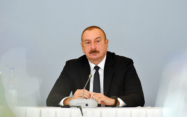 Prezident xristian icmasını TƏBRİK ETDİ