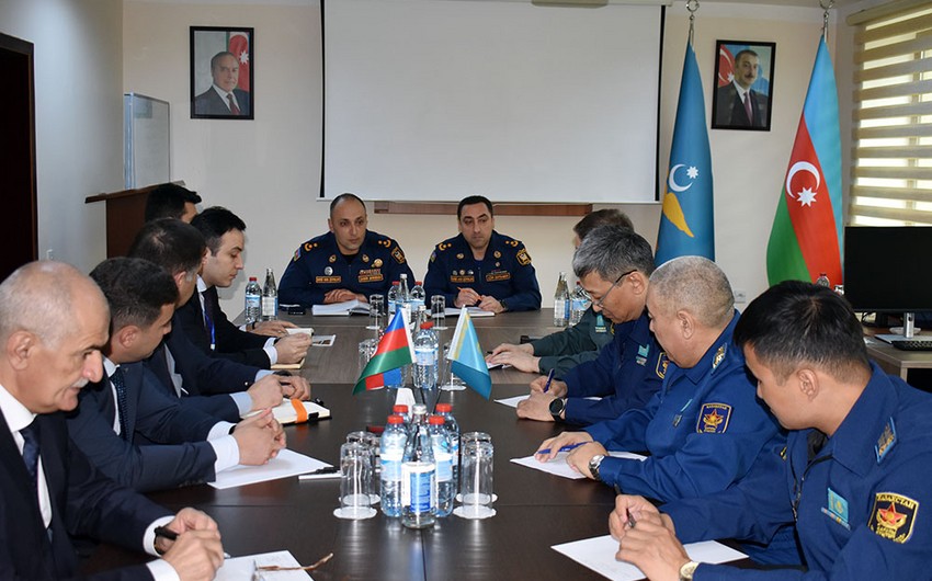 Azərbaycanla Qazaxıstan hərbçiləri bir arada
