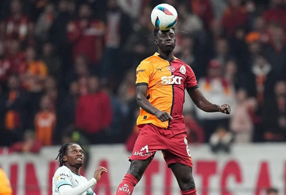 "Qalatasaray"dan iki qolluq qələbə