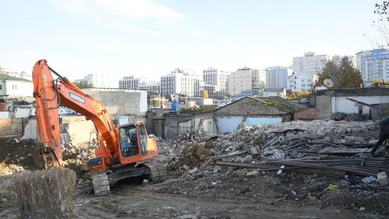 Bakının bir rayonunda 110 bina söküləcək