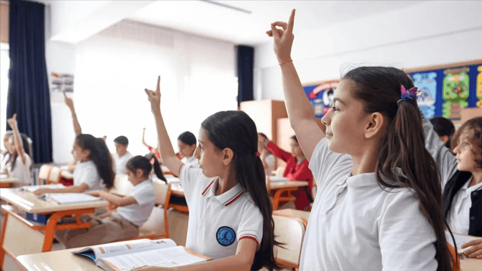İstanbulda məktəb və universitetlərdə 2 gün tətil elan edildi