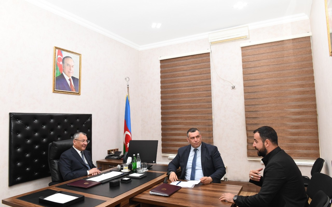 Dövlət Komitəsində vətəndaş qəbulu keçirildi - FOTOLAR