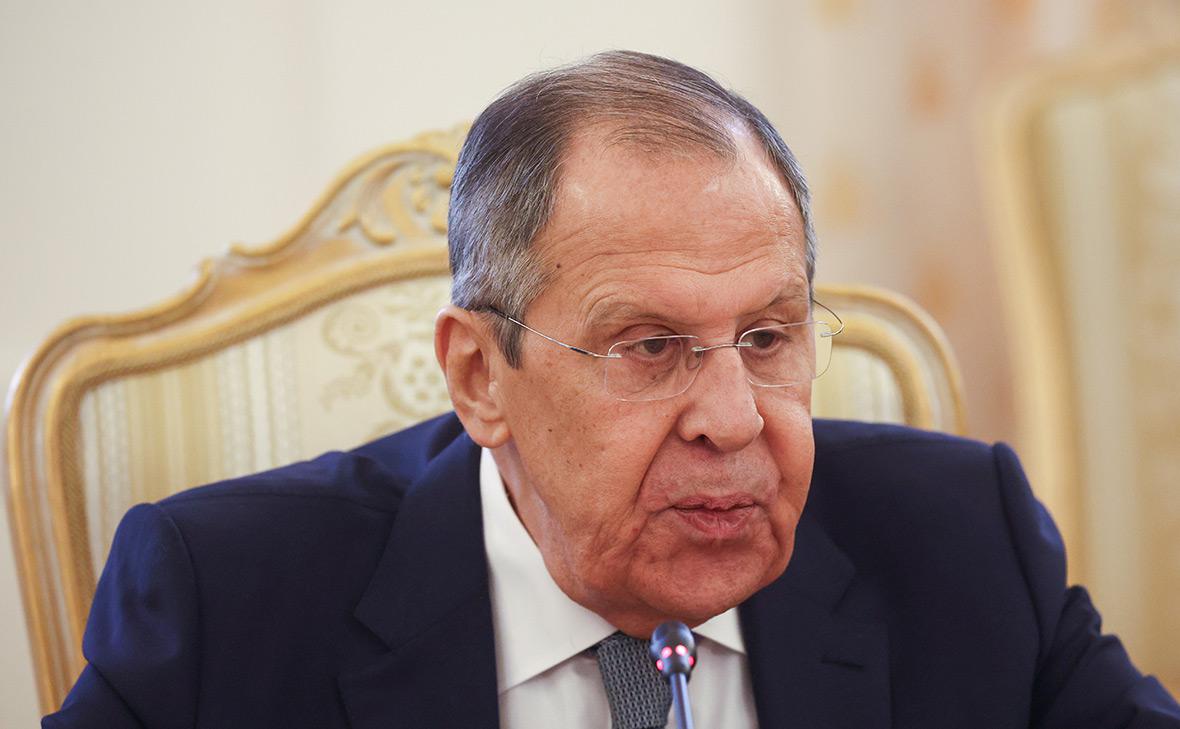 Atəşkəs tələb edirlər, çünki Ukrayna məğlub olur - Lavrov