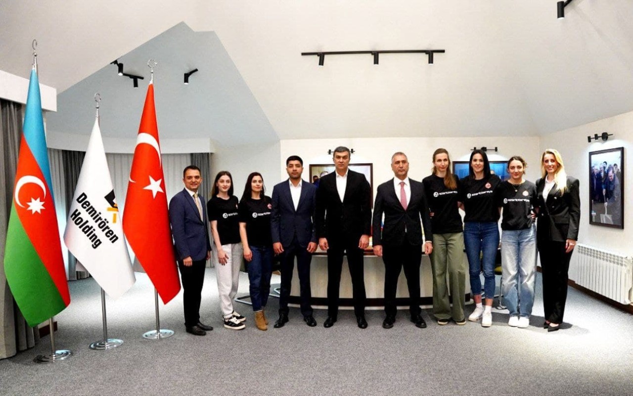 “Azərlotereya”nın sponsorluğu ilə voleybol komandası yaradıldı - FOTOLAR 