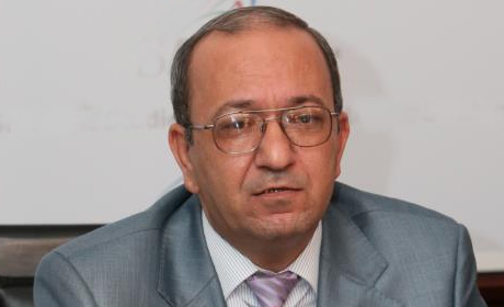 Hər şeyi yerində deyə bilən ADAM