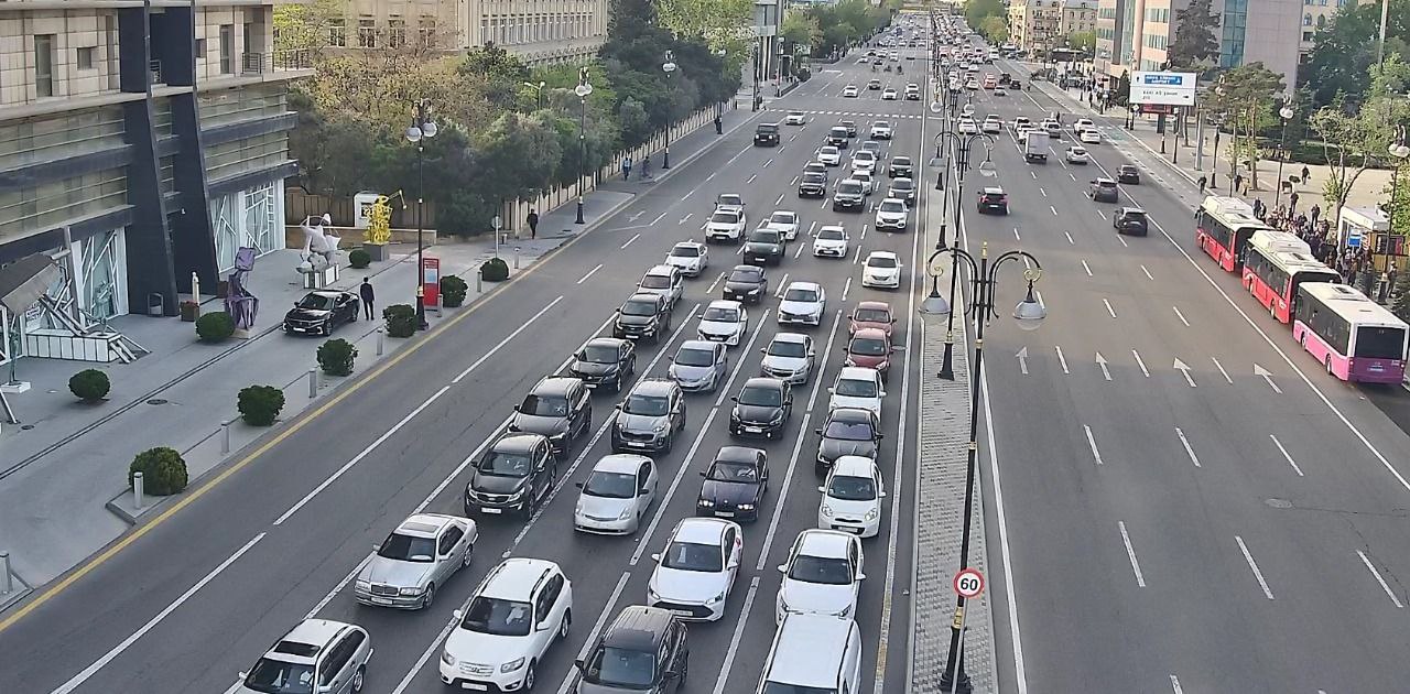 Tıxaclı yollar... - SİYAHI