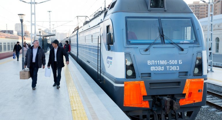 Bakı-Tbilisi-Bakı qatarı 28 maydan AÇILACAQ?