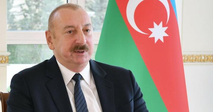 İlham Əliyev Zirvə Toplantısının iştirakçılarına müraciət etdi