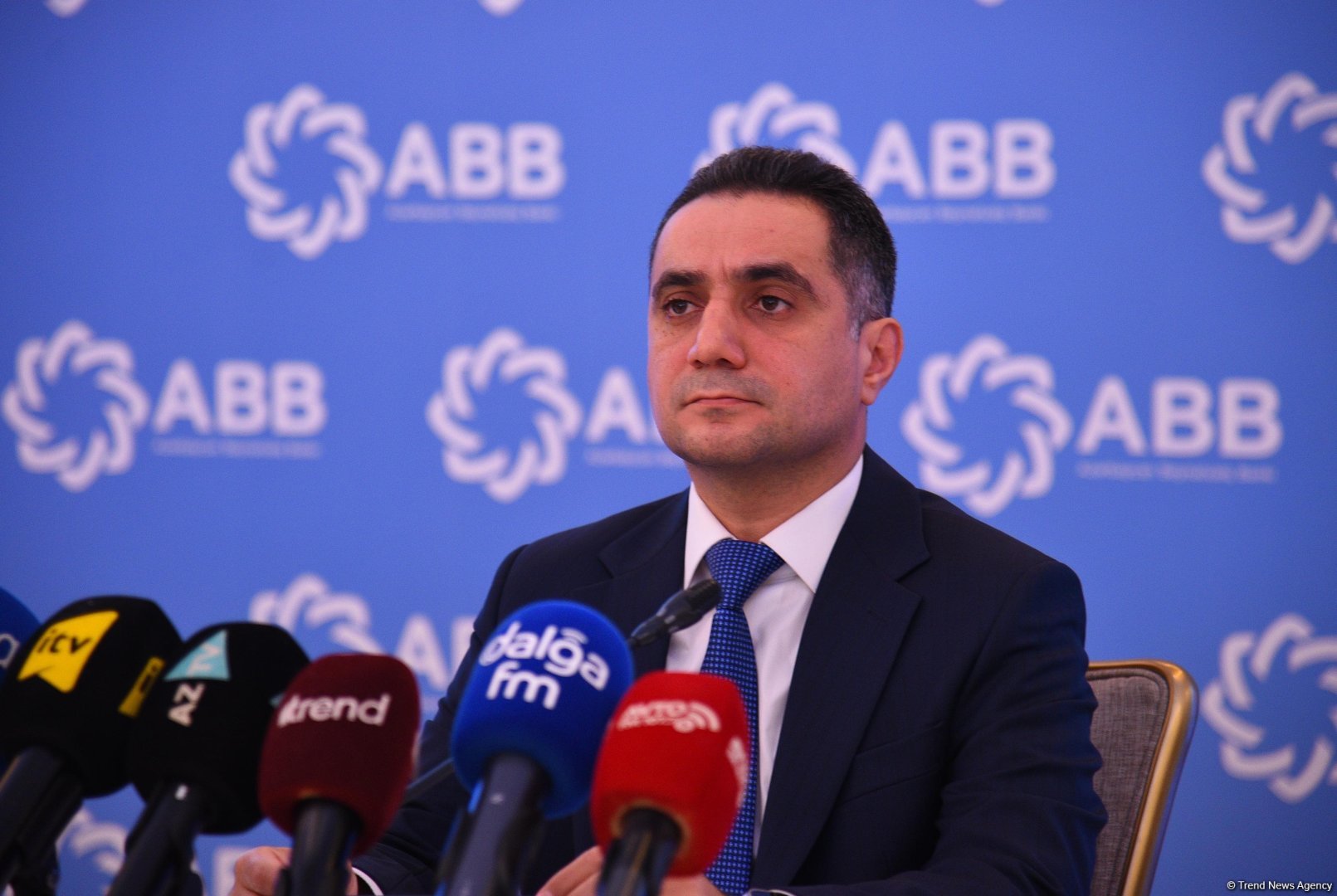 ABB ötən ili 360 milyon manat məbləğində xalis mənfəətlə başa vurub