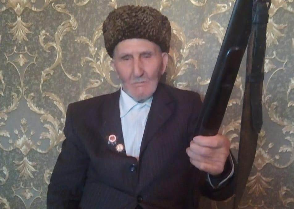 101 yaşlı veteran - oğlu I Qarabağ savaşında döyüşdü, nəvəsi Vətən Müharibəsində şəhid oldu 
