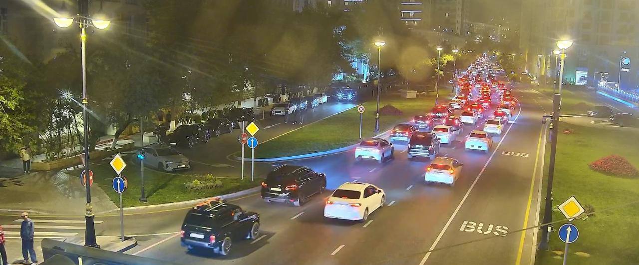 3 günlük tətilin sonuncu günündə Bakıda TIXAC - FOTOLAR