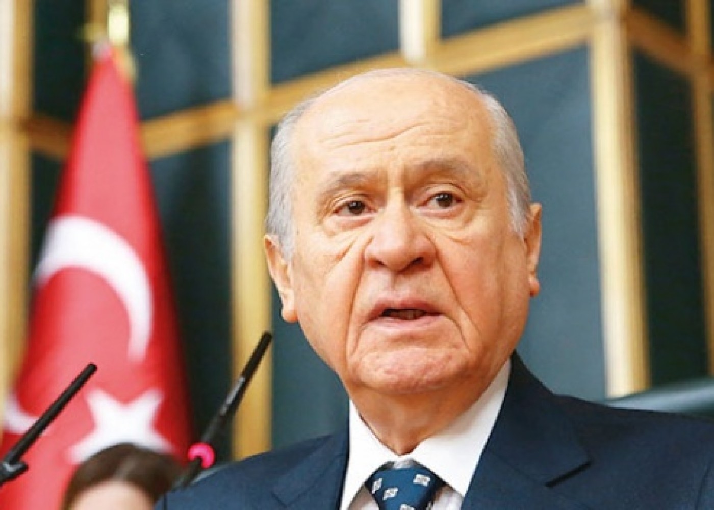 Bağçalıya maraqlı hədiyyə - Putin, Tramp, Makron... - FOTO