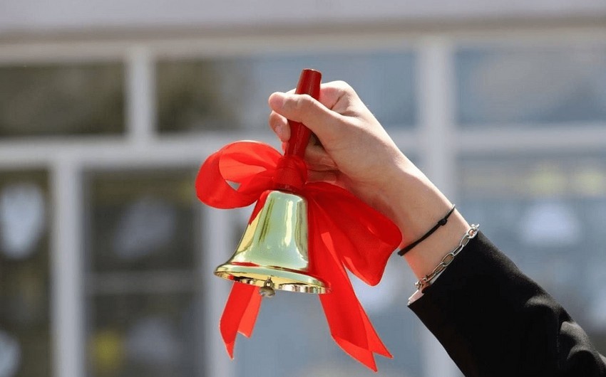 "Son zəng"lə bağlı məktəblərə XƏBƏRDARLIQ