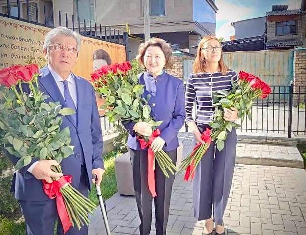 Böyük qırğız şairi Alıkul Osmonov yad olundu