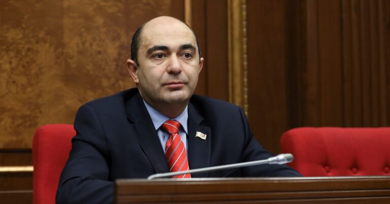 Ermənistanda baş nazir vəzifəsinə namizəd irəli sürüldü - Paşinyana rəqib