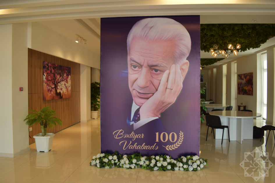 Şəkidə Bəxtiyar Vahabzadənin 100 illiyi qeyd olundu