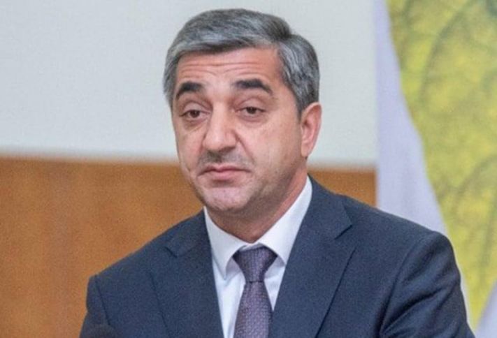 Yeni təyin edilən nazirin DOSYESİ