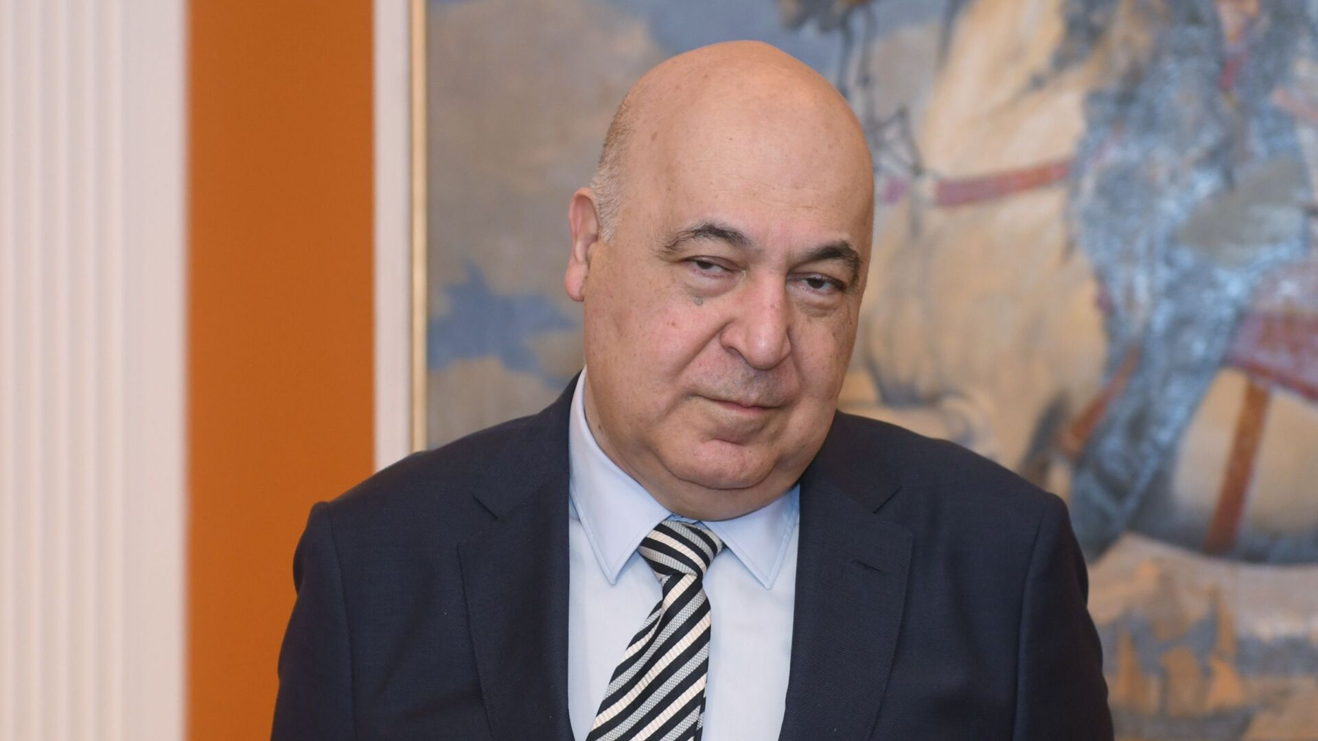 "Bəlkə də, aclıqdan ölsəydim, rüşvətxor olardım" - Çingiz Abdullayev