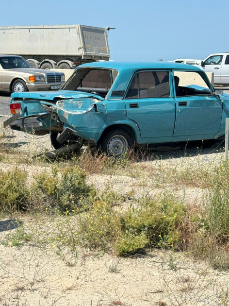 Bir ailənin 4 üzvü yaralandı