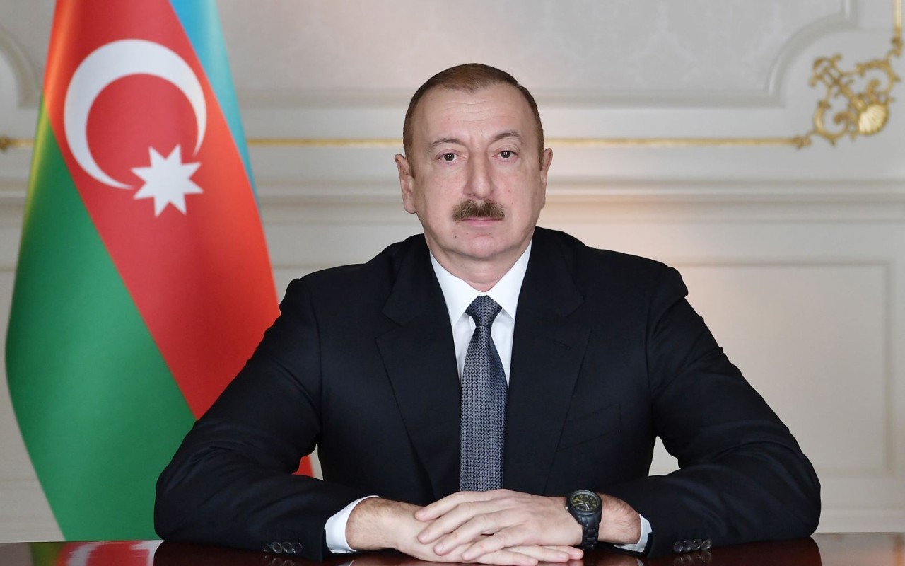 Niderland Kralından dövlət başçısına təbrik
